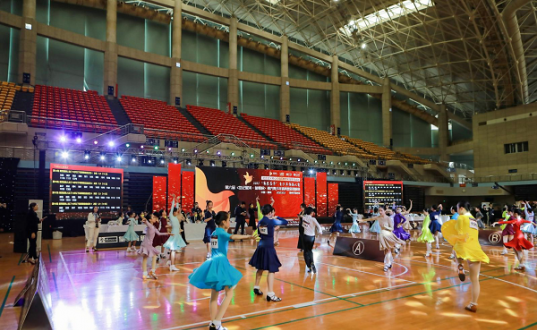 转中华网快讯：南方《世纪星河皇朝杯》舞蹈大赛打造青少年体育健身运动实践的大课堂