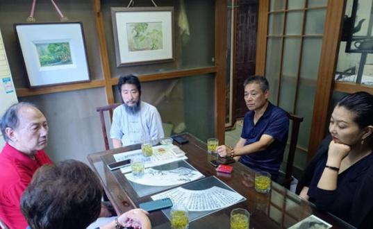 企业家马雪官带队访问上海名家艺术协会